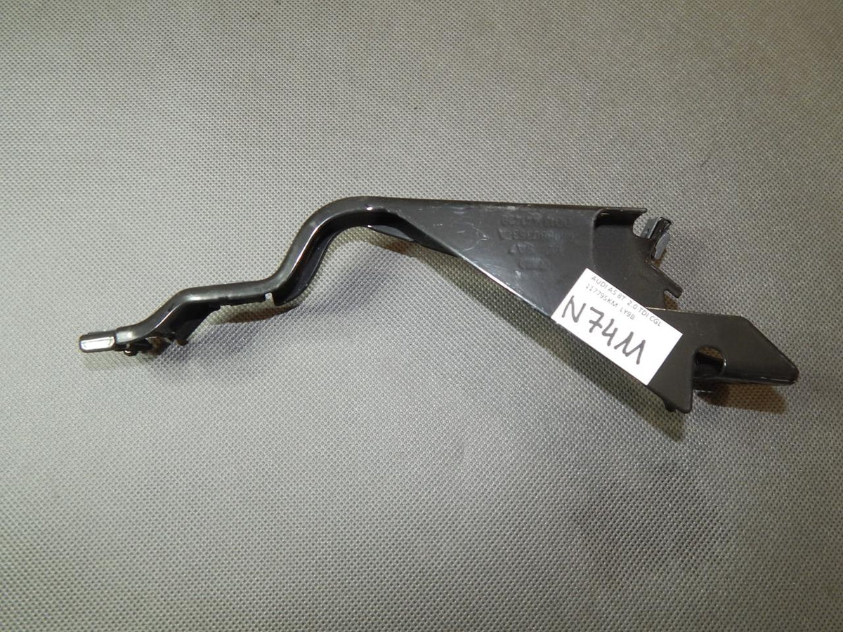 AUDI A5 8T PASSENGER CUSHION HOLDER 8K1882353A
