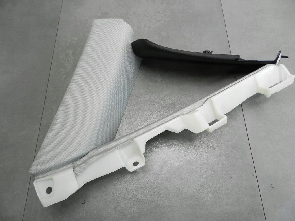 AUDI A5 8T POST COVER LEFT 8T8867287A