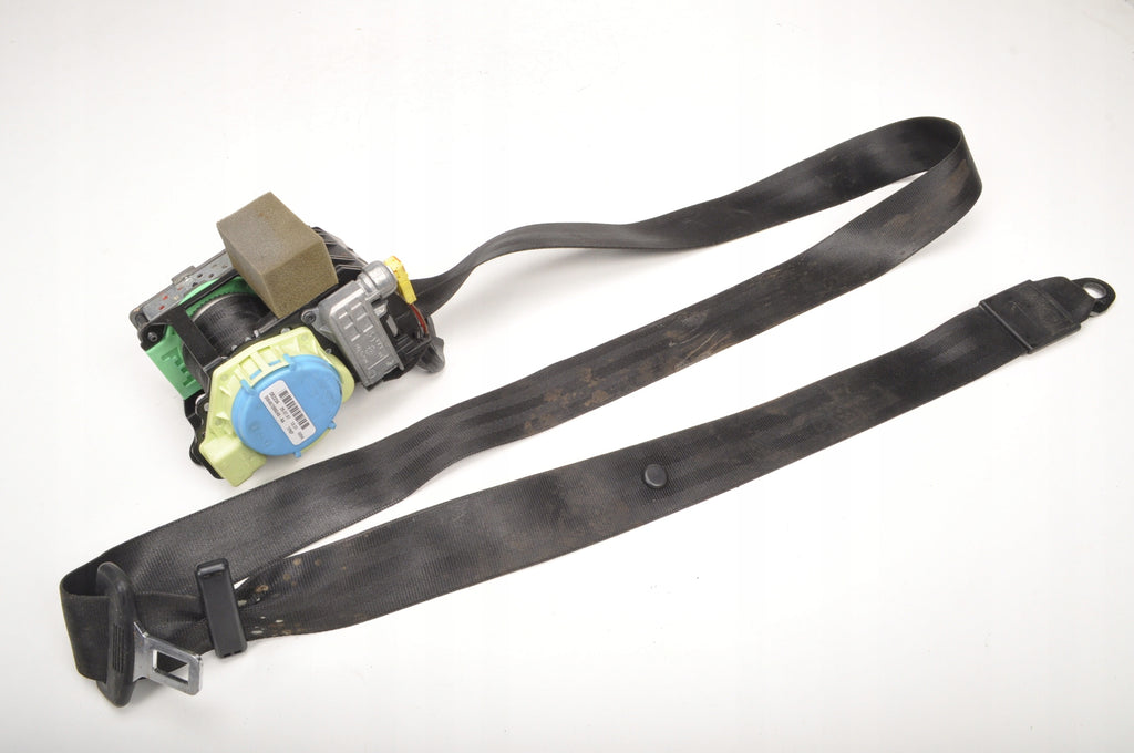 AUDI A5 AND BELT RIGHT FRONT 306497399G48-AA
