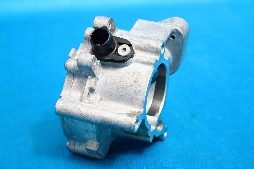 AUDI A5 F5 8W 2.0 TFSI PUMP VACUM 06K145100AE