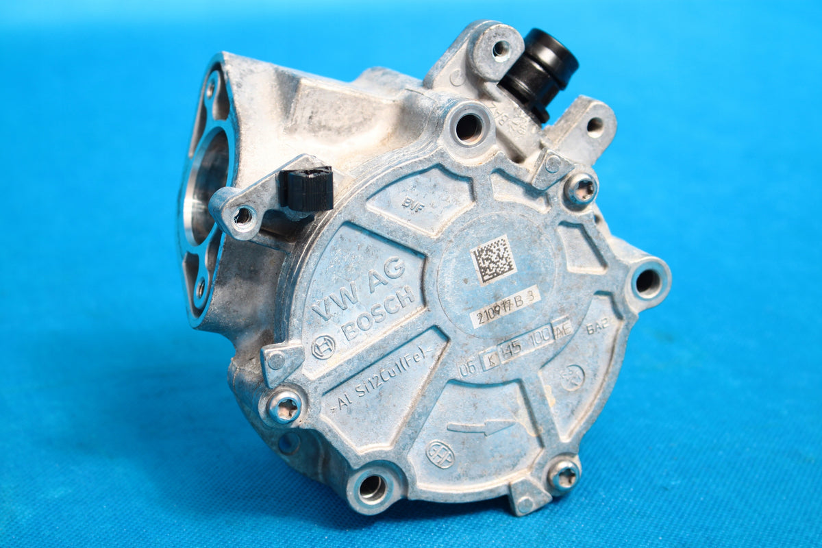 AUDI A5 F5 8W 2.0 TFSI PUMP VACUM 06K145100AE
