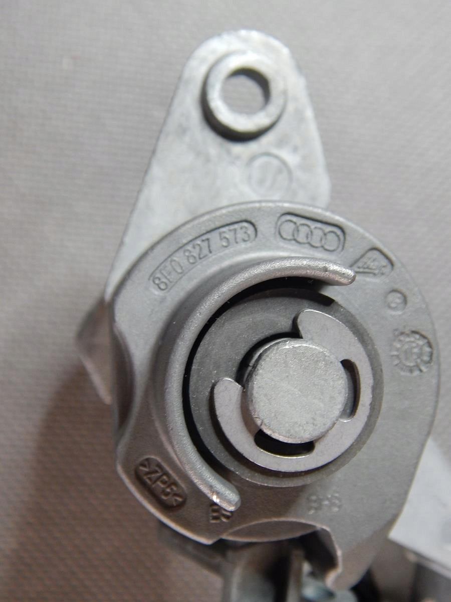 AUDI A5 F5 FLAP LOCK INSERT 8F0827573
