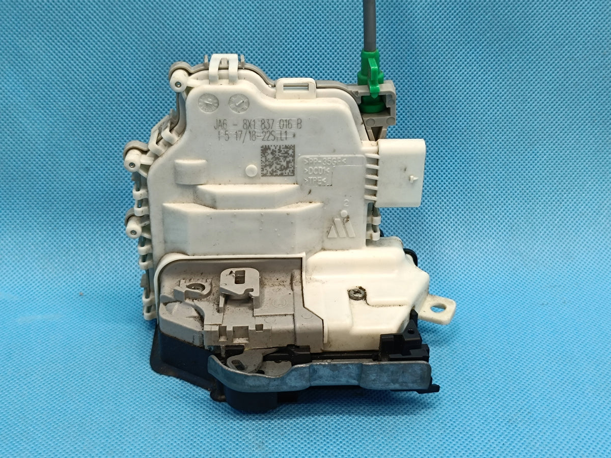 AUDI A5 F5 SPORTBACK 2.0 TDI 140KW 2018R DOOR LOCK RIGHT FRONT 8X1837016B
