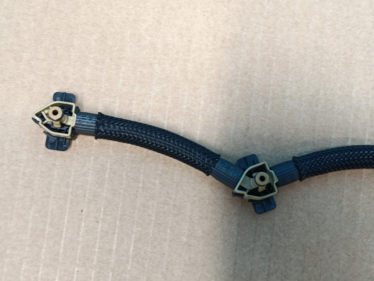 AUDI A5 F5 SPORTBACK 2.0 TDI 2018 R RETURN OVERFLOW CABLE 04L130235P