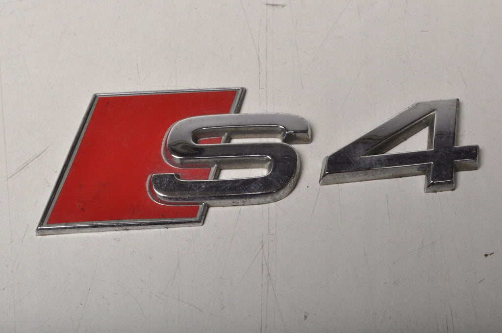 AUDI A5 LOGO FLAP STAMP EMBLEM