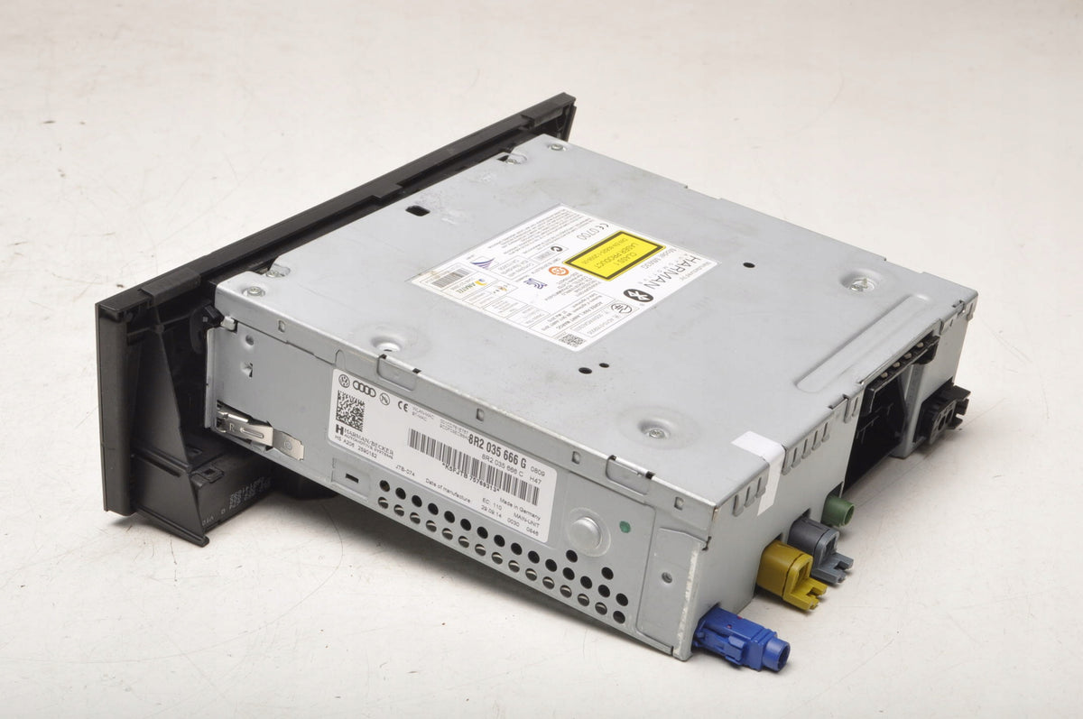 AUDI A5 RADIO NAVIGATION 8R2035666G
