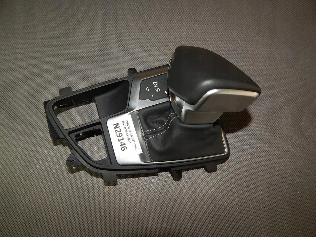 AUDI A5 S5 F5 JACK KNOB FRAME 8IN1713111C