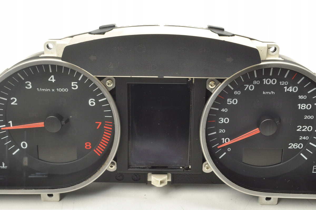 AUDI A6 C6 2.4 V6 177 KM COUNTER CLOCKS 5550007301 EUROPE