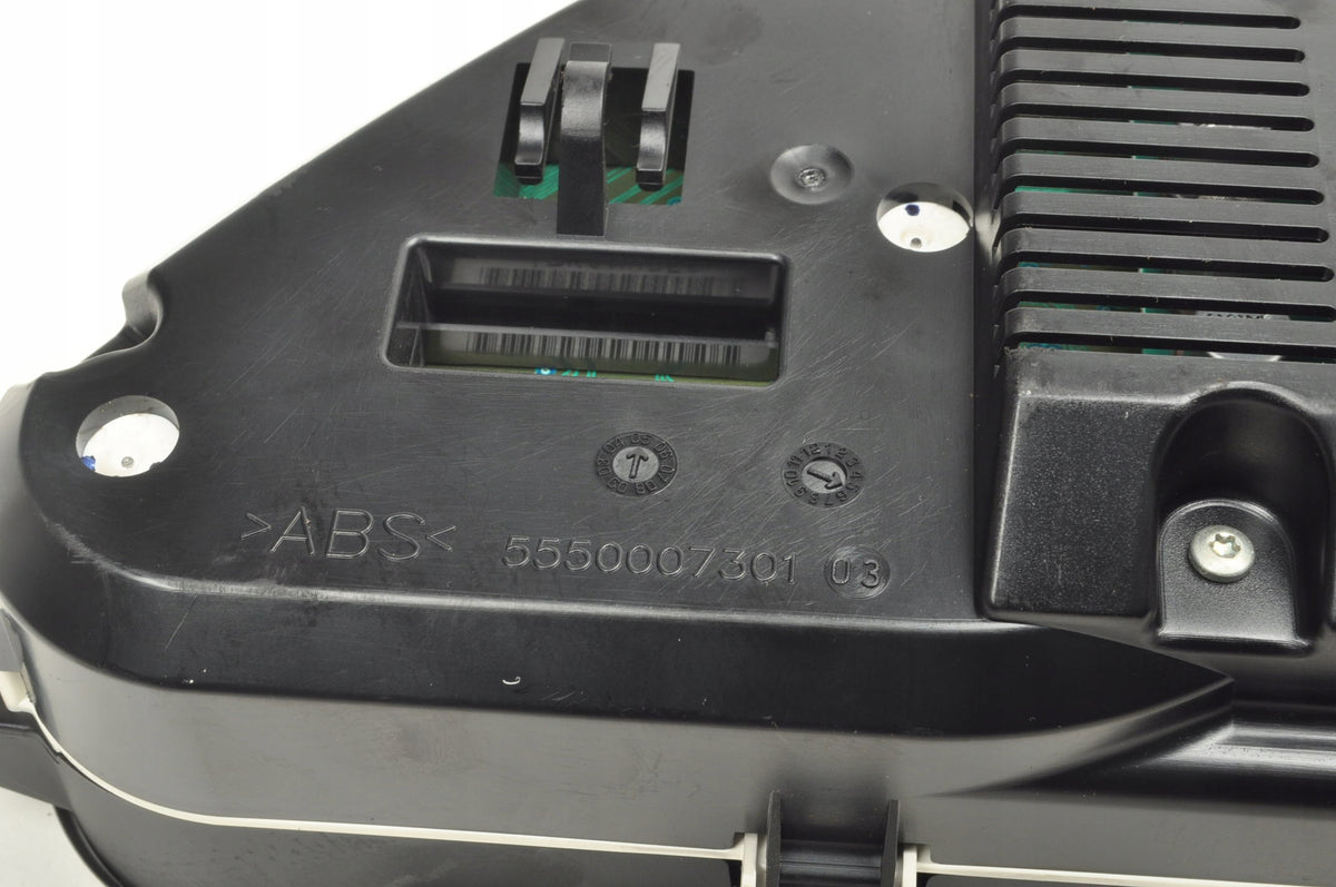 AUDI A6 C6 2.4 V6 177 KM COUNTER CLOCKS 5550007301 EUROPE