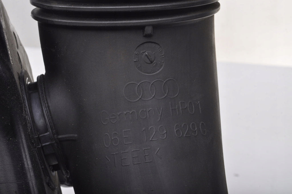 AUDI A6 C6 AIR RESONATOR 06E129629G 06E133911F