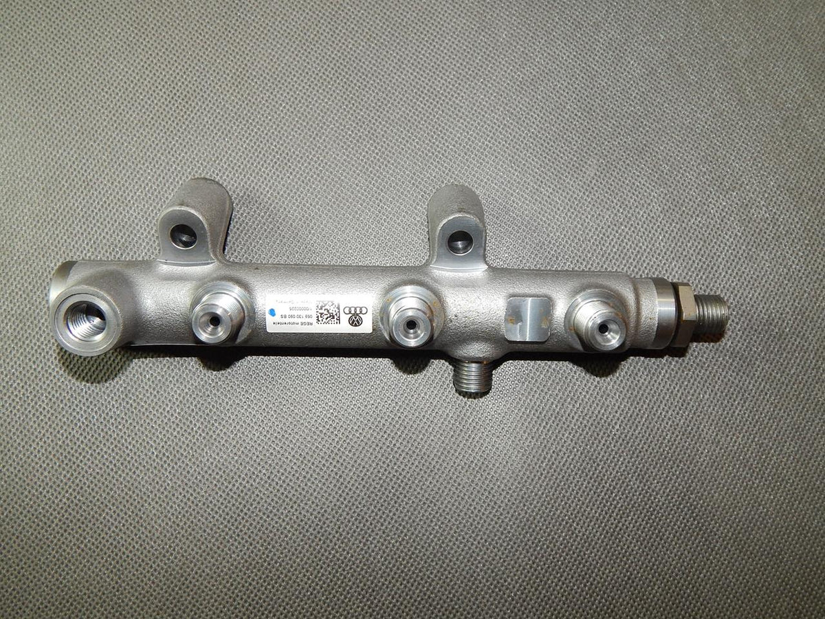 AUDI A6 C7 3.0 TDI INJECTION RAIL 059130090BS