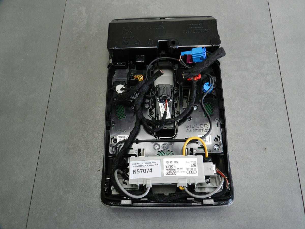 AUDI A6 C7 CABIN LAMP 4G0947135F 4G0951177A