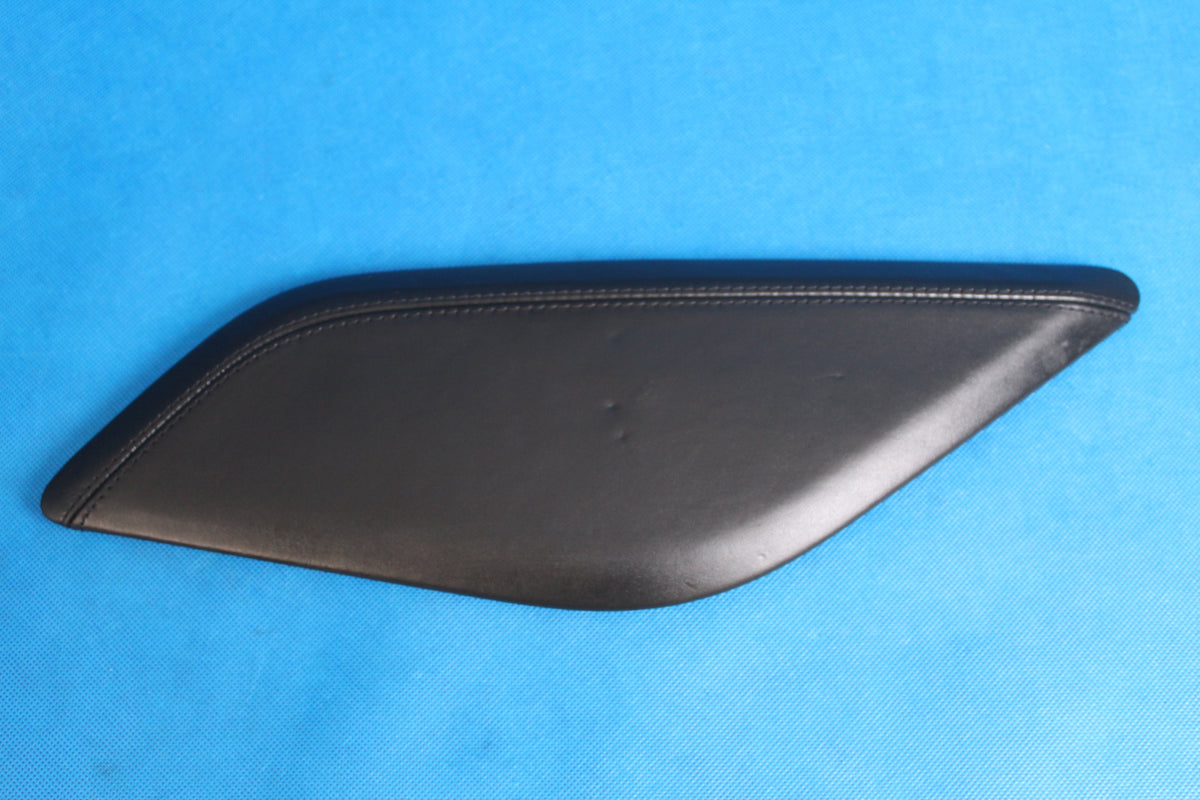 AUDI A6 C7 LIFT TUNNEL COVER LEATHER RIGHT 4G0863306D 2017R
