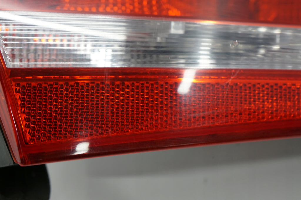 AUDI A6 C7 SEDAN 12R LAMP LEFT REAR FLAP 4G5945093