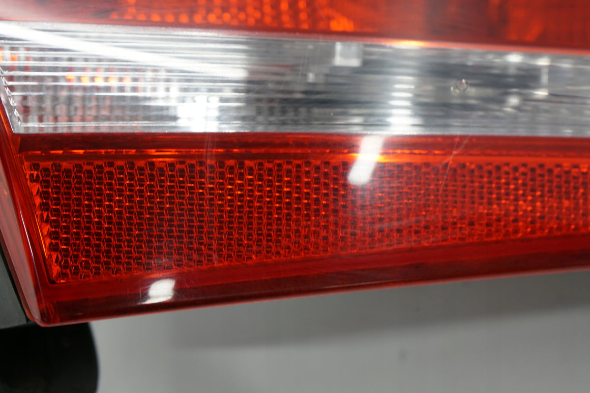 AUDI A6 C7 SEDAN 12R LAMP LEFT REAR FLAP 4G5945093