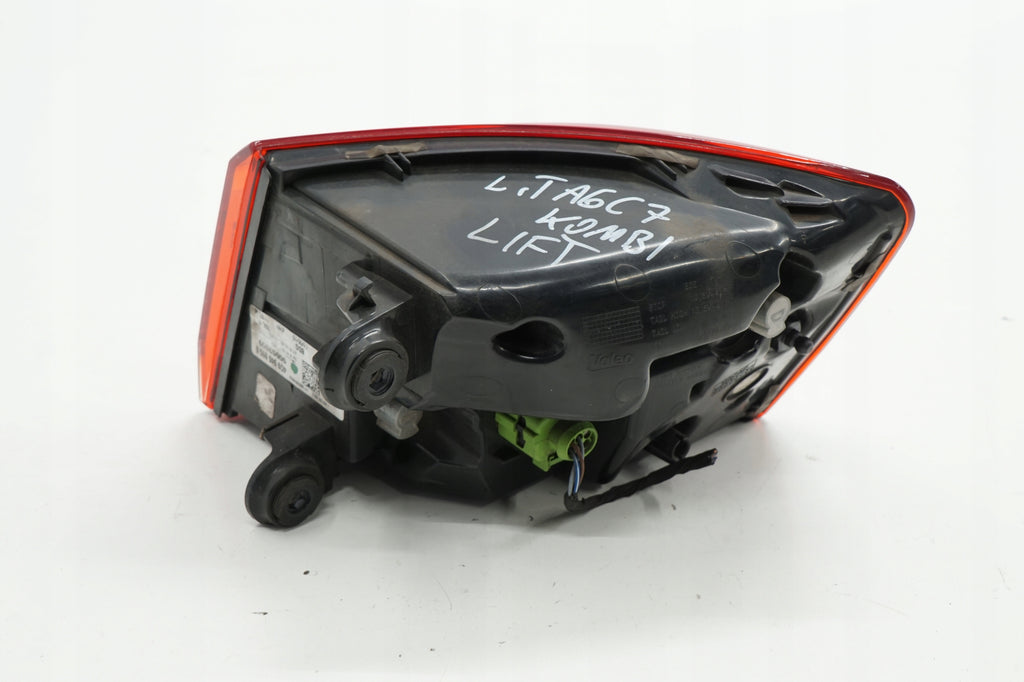 AUDI A6 C7 STATION WAGON LIFT 15R LAMP LEFT REAR LED 4G9945095E