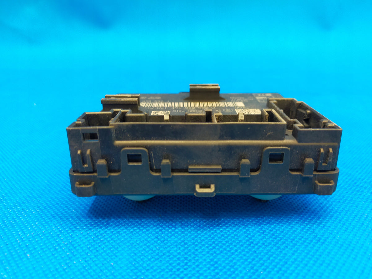 AUDI A6 C8 4K 2023R SEDAN S-LINE DOOR MODULE RIGHT FRONT 4M1959592J