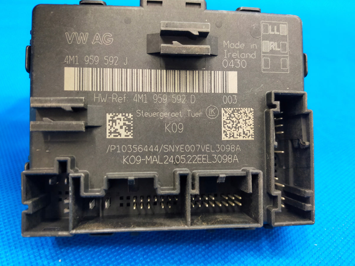 AUDI A6 C8 4K 2023R SEDAN S-LINE DOOR MODULE RIGHT FRONT 4M1959592J