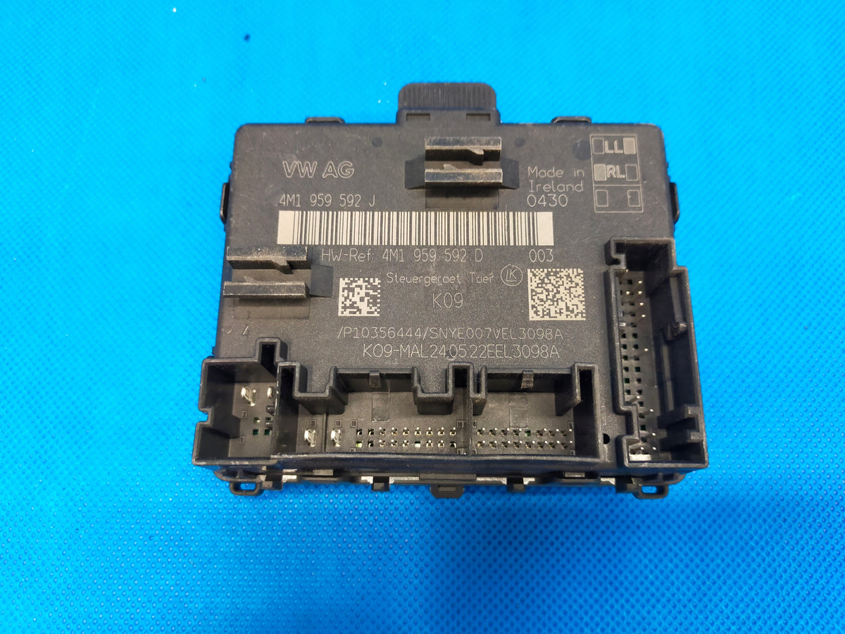 AUDI A6 C8 4K 2023R SEDAN S-LINE DOOR MODULE RIGHT FRONT 4M1959592J