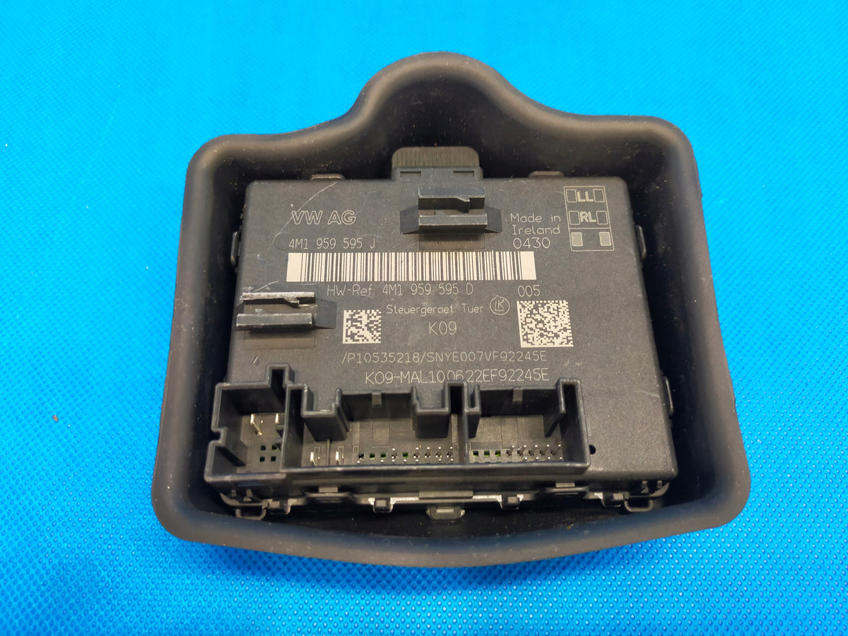 AUDI A6 C8 4K 2023R SEDAN S-LINE DOOR MODULE RIGHT REAR 4M1959595J