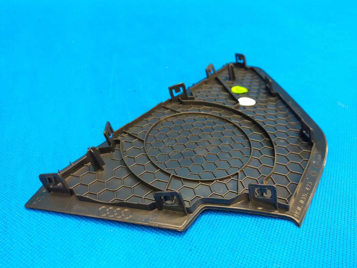 AUDI A6 C8 4K 2023R SEDAN S-LINE DOOR SPEAKER GRILLE LEFT FRONT 4K0035423