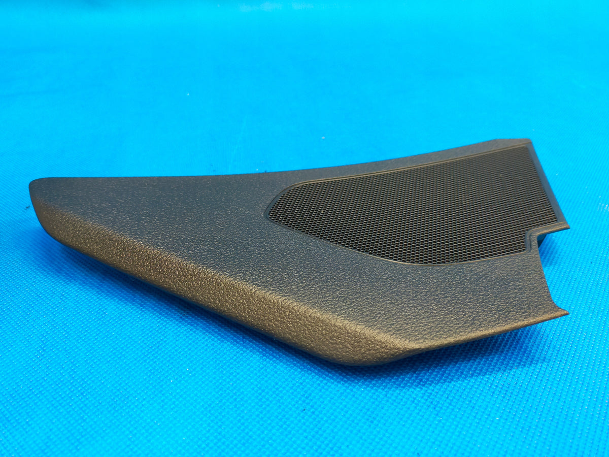 AUDI A6 C8 4K 2023R SEDAN S-LINE DOOR SPEAKER GRILLE LEFT FRONT 4K0035423