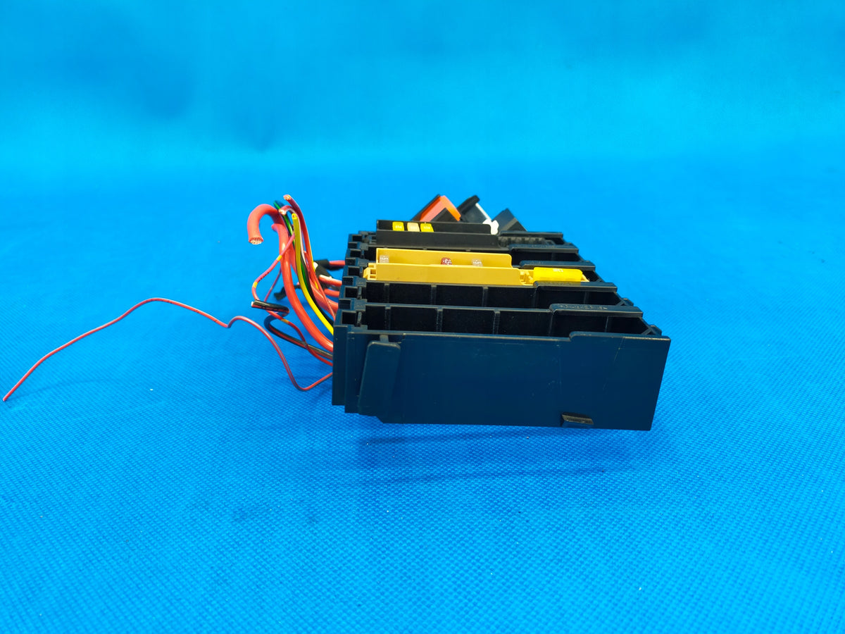 AUDI A6 C8 4K 2023R SEDAN S-LINE FUSE BOX 4K0971845