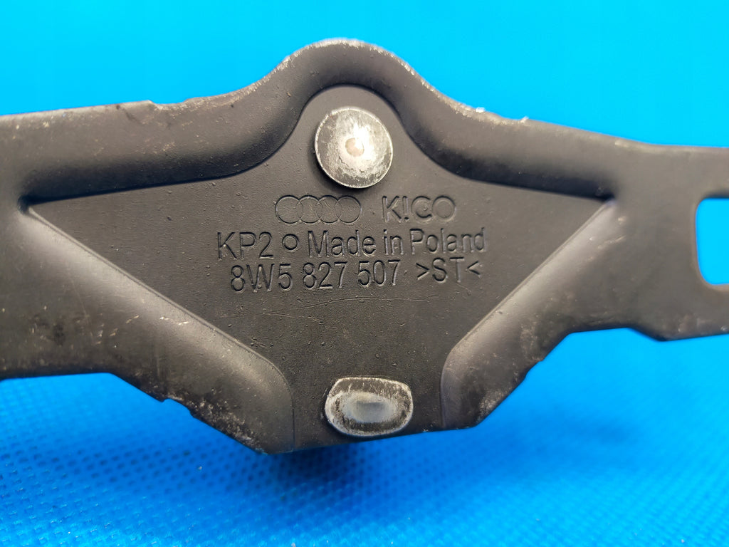 AUDI A6 C8 4K 2023R SEDAN S-LINE TAILGATE LOCK BOLT 8IN5827507