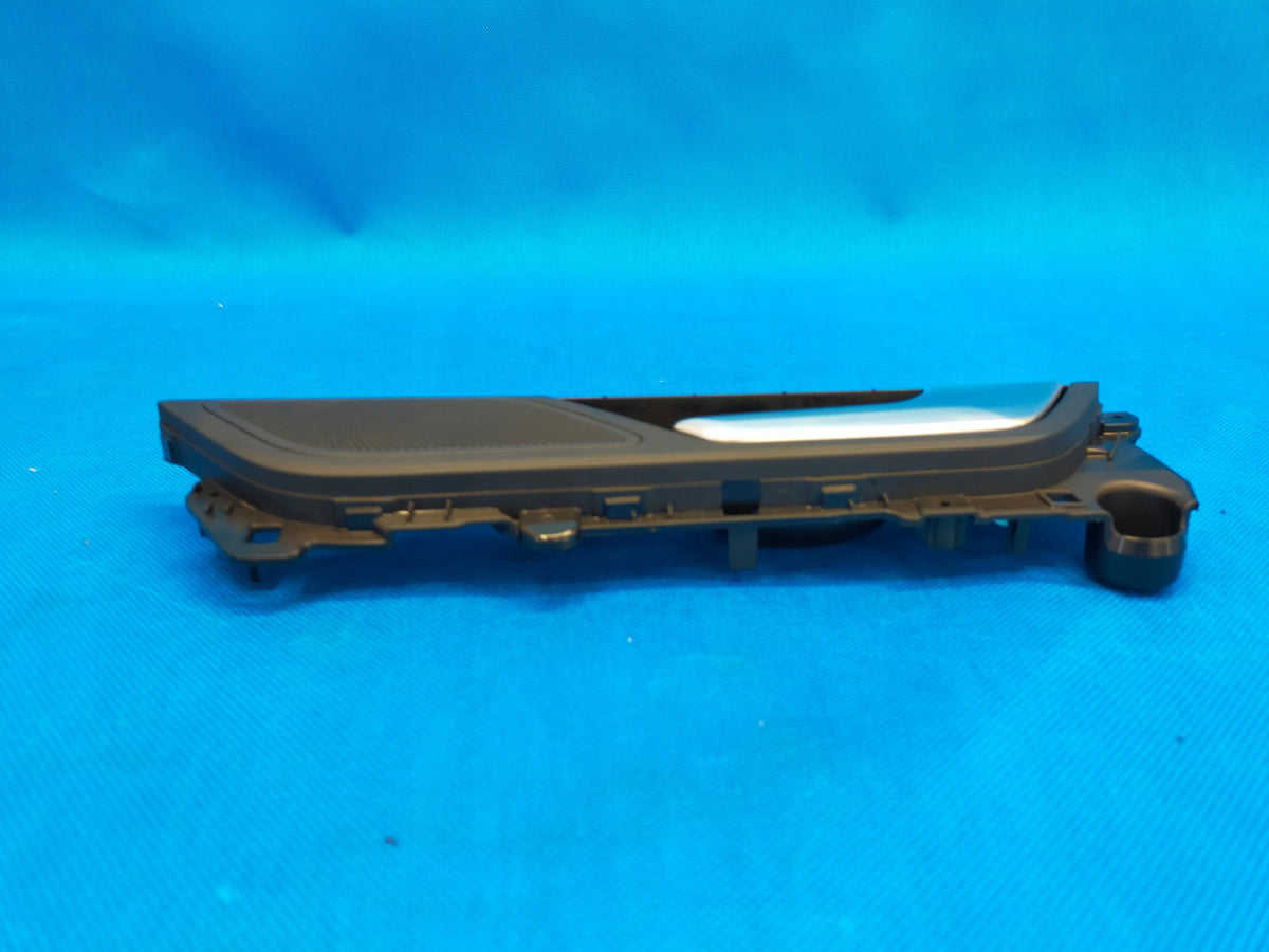 AUDI A6 C8 4K 23R SEDAN S-LINE INTERIOR DOOR HANDLE RIGHT REAR 4K0839020