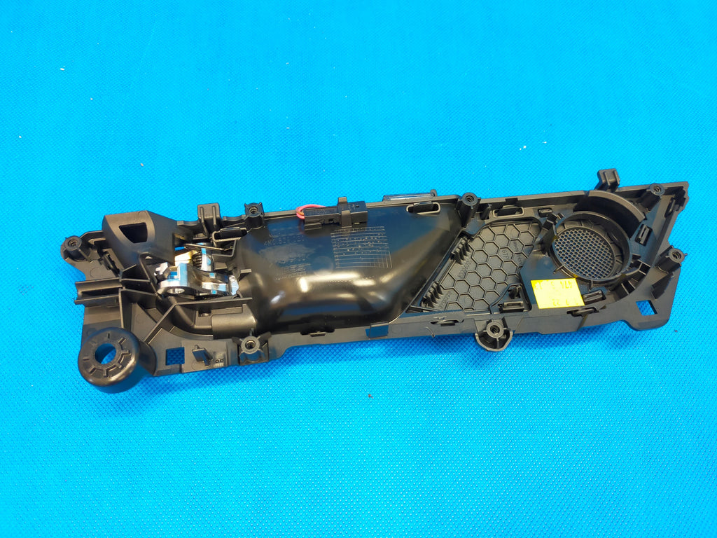 AUDI A6 C8 4K 23R SEDAN S-LINE INTERIOR DOOR HANDLE RIGHT REAR 4K0839020