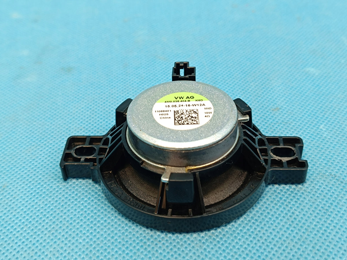 AUDI A6 C8 LIFT AVANT 2,0 TDI 150KW 2025 R CONSOLE SPEAKER 4M0035464B