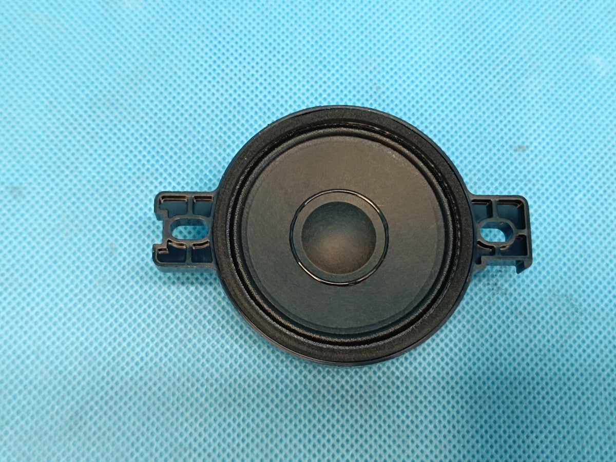 AUDI A6 C8 LIFT AVANT 2,0 TDI 150KW 2025 R CONSOLE SPEAKER 4M0035464B