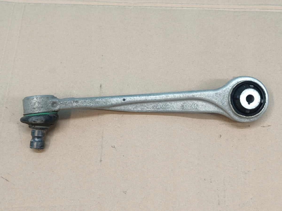 AUDI A6 C8 LIFT AVANT 2,0 TDI 150KW 2025 R CONTROL ARM RIGHT FRONT 4M0407510G