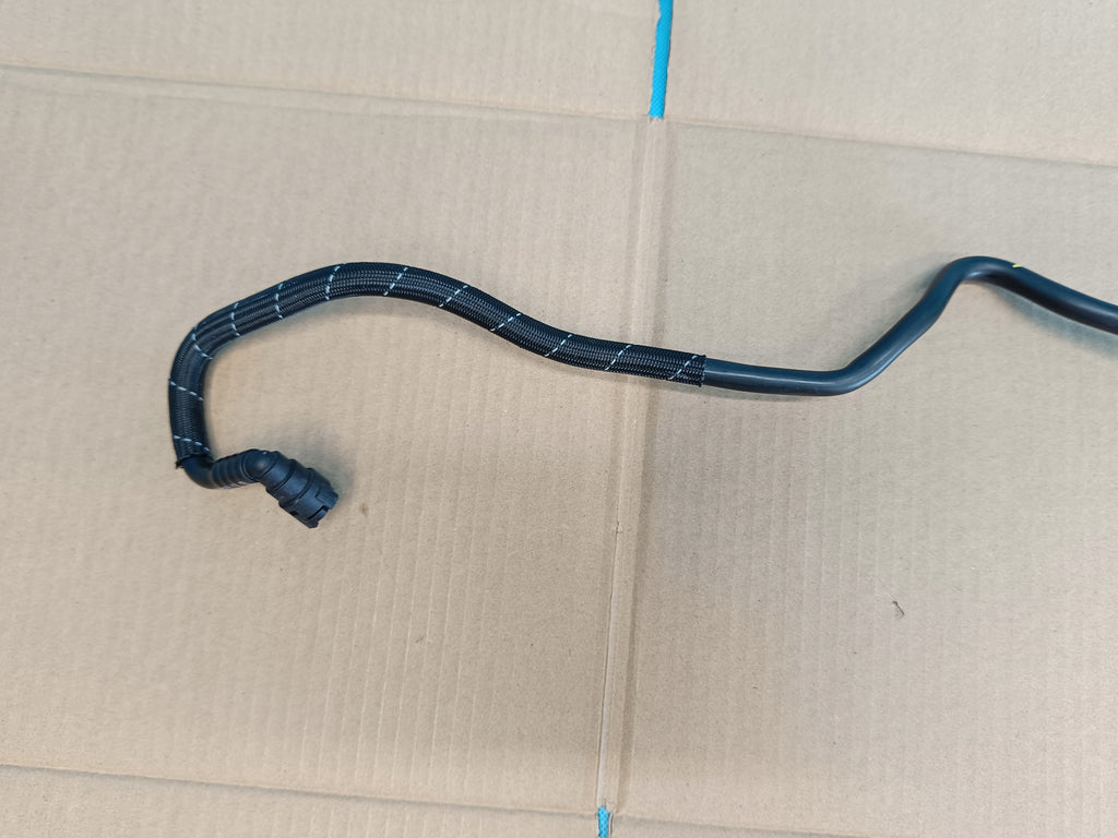 AUDI A6 C8 LIFT AVANT 2,0 TDI 150KW 2025 R VACUUM HOSE 4K0611931BE