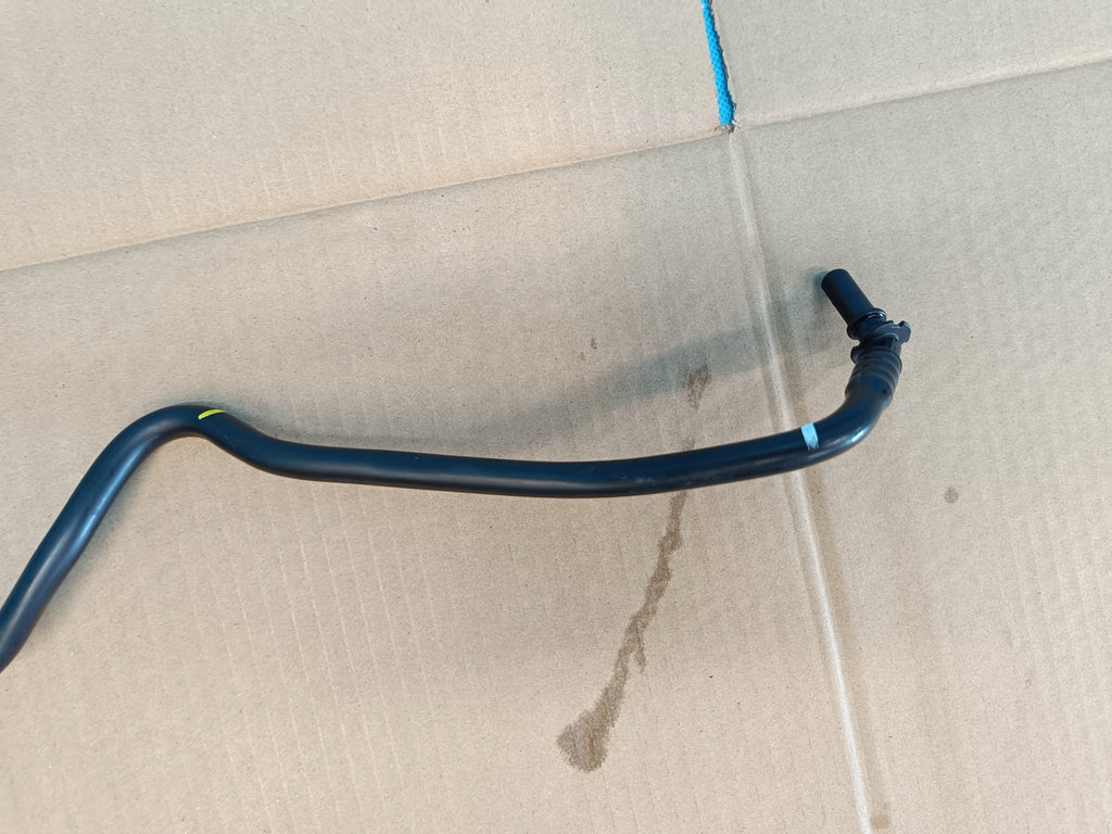 AUDI A6 C8 LIFT AVANT 2,0 TDI 150KW 2025 R VACUUM HOSE 4K0611931BE
