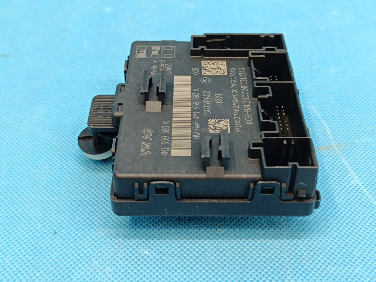 AUDI A6 C8 LIFT AVANT 2,0 TDI 150KW 2025R DOOR MODULE LEFT FRONT 4M1959593K