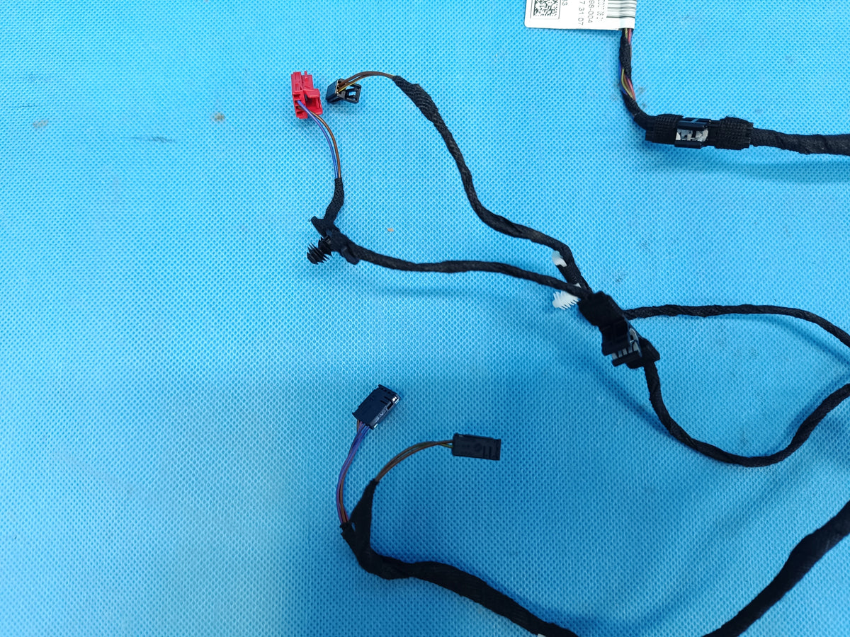 AUDI A6 C8 LIFT AVANT 2,0 TDI 2025 R BACON BEAM RIGHT FRONT 4K8971036B