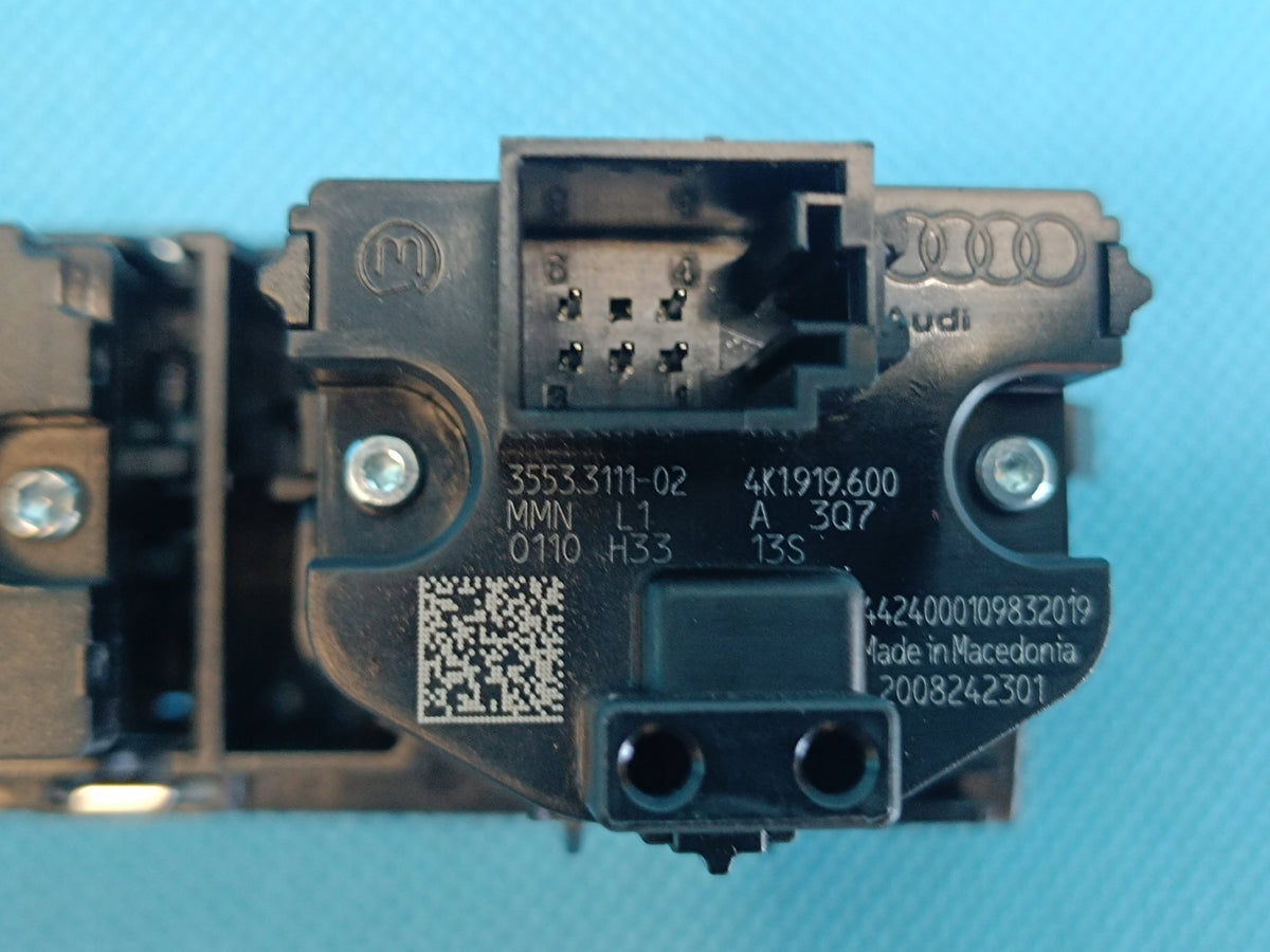 AUDI A6 C8 LIFT AVANT 2,0 TDI 2025R SWITCH CONTROL PANEL 4N0959673A