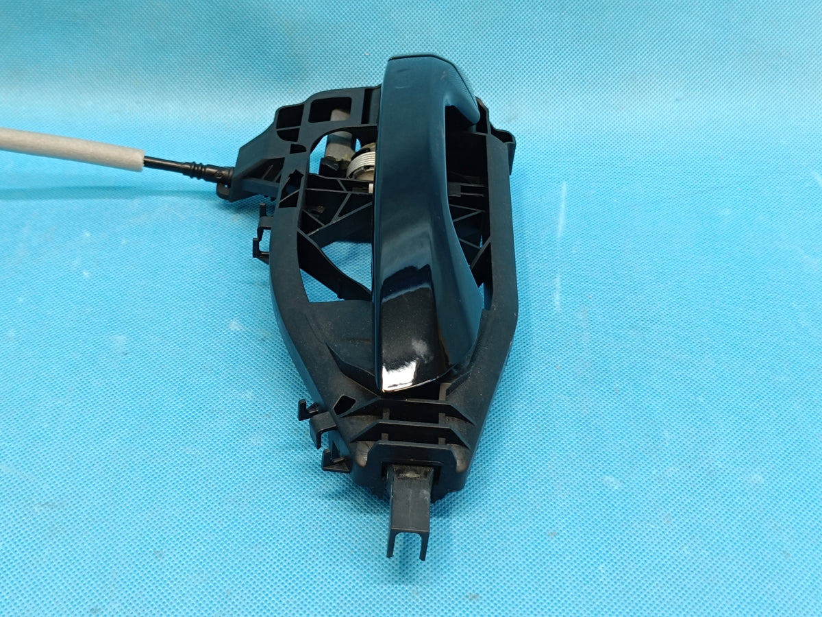 AUDI A6 C8 LIFT AVANT 2,0TDI 2025R DOOR HANDLE LY9T RIGHT FRONT 4M8837206B