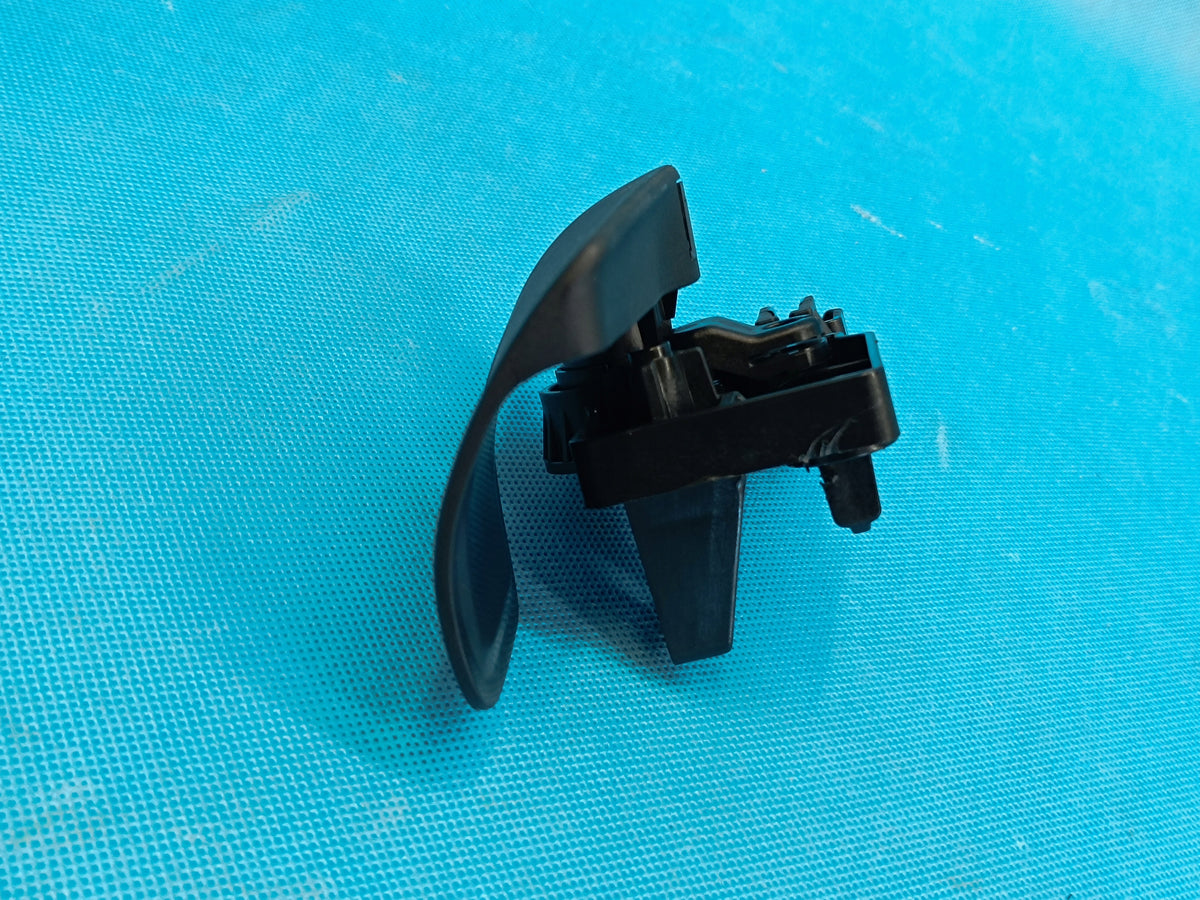 AUDI A6 C8 LIFT AVANT 2025 R MASK OPENING HANDLE 4K1823533C 4K1823633B