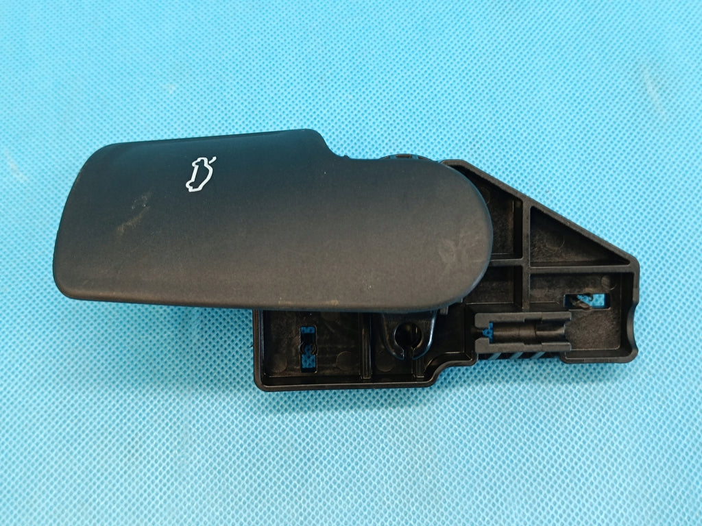 AUDI A6 C8 LIFT AVANT 2025 R MASK OPENING HANDLE 4K1823533C 4K1823633B
