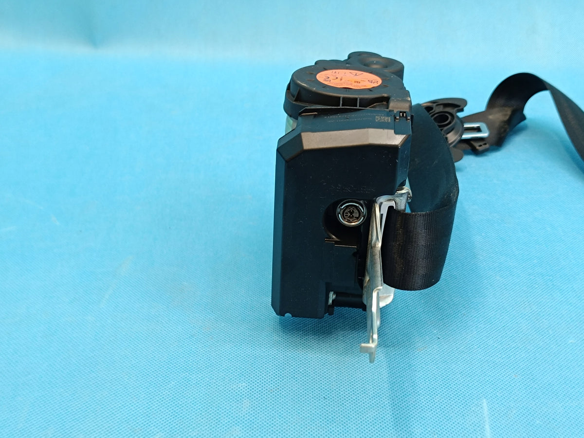 AUDI A6 C8 LIFT AVANT 2025 R SEAT BELT RIGHT FRONT 4K8857706L