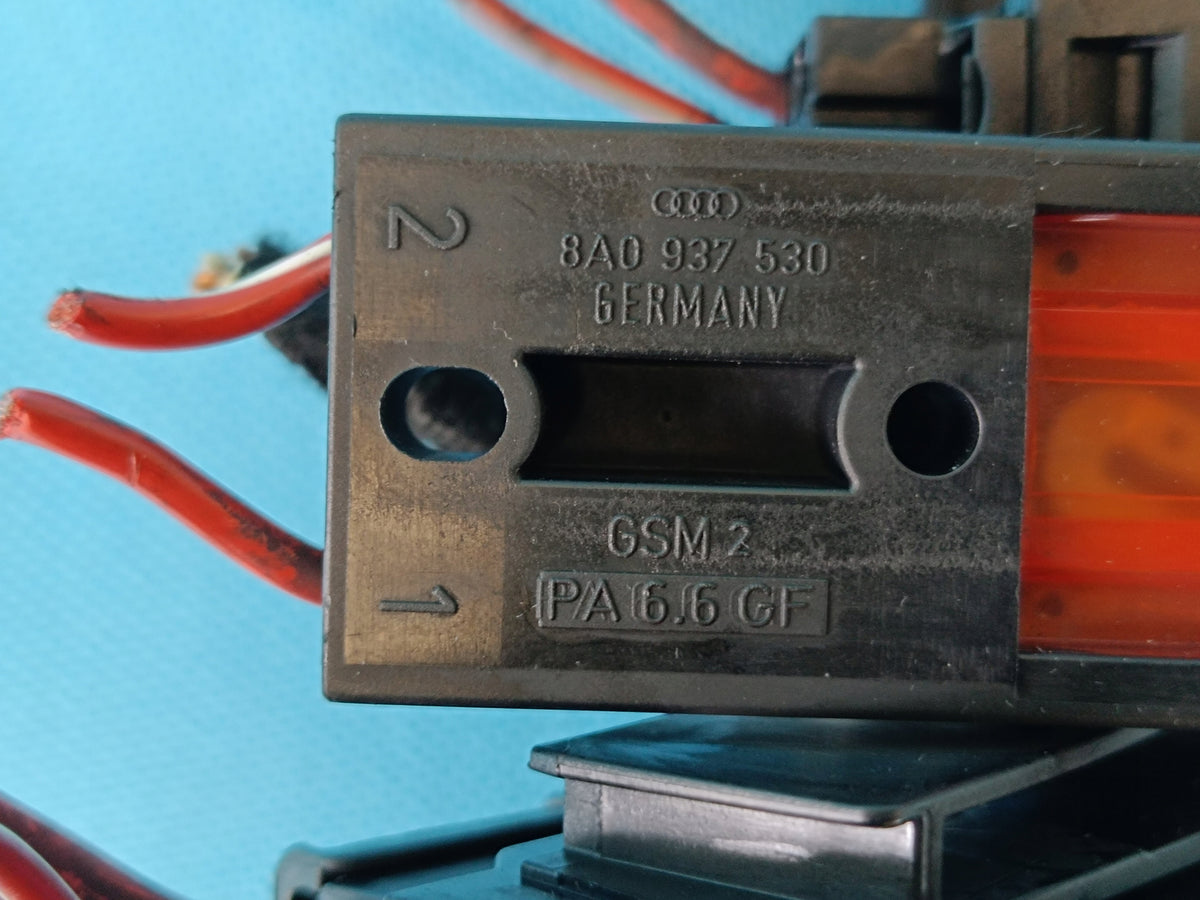 AUDI A6 C8 QUATTRO 2.0 TDI 150KW 2022 R FUSE BOX 4K0971845