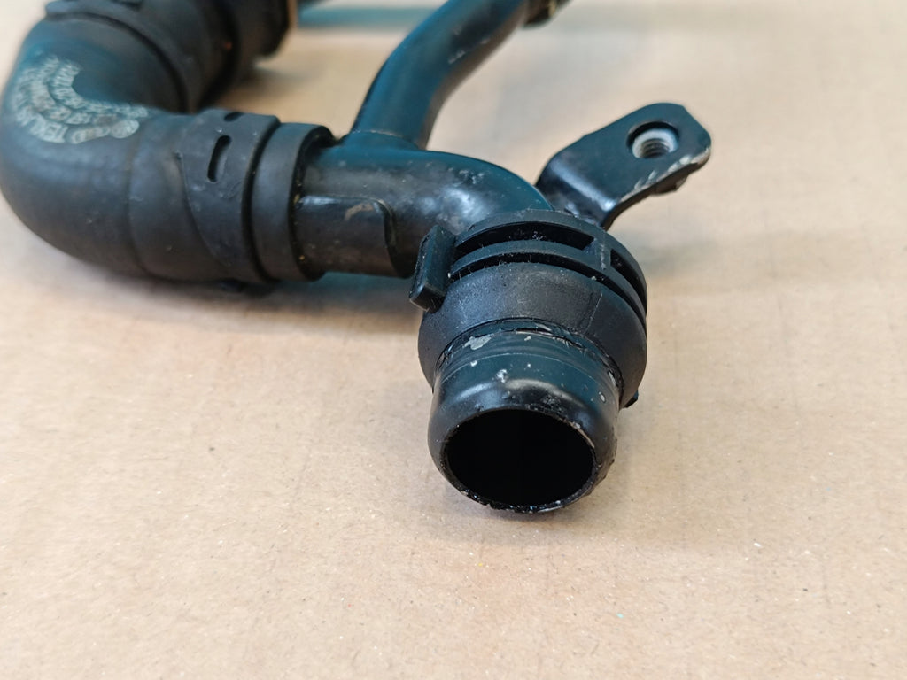 AUDI A6 C8 QUATTRO 2.0 TDI 150KW 2022 R HOSE WATER TUBE 05L121157J
