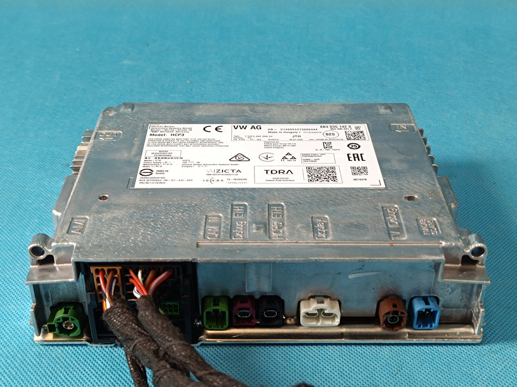 AUDI A6 C9 AVANT 2.0 TDI 150KW 4x4 2026 R CENTRAL MODULE 8B3035142S
