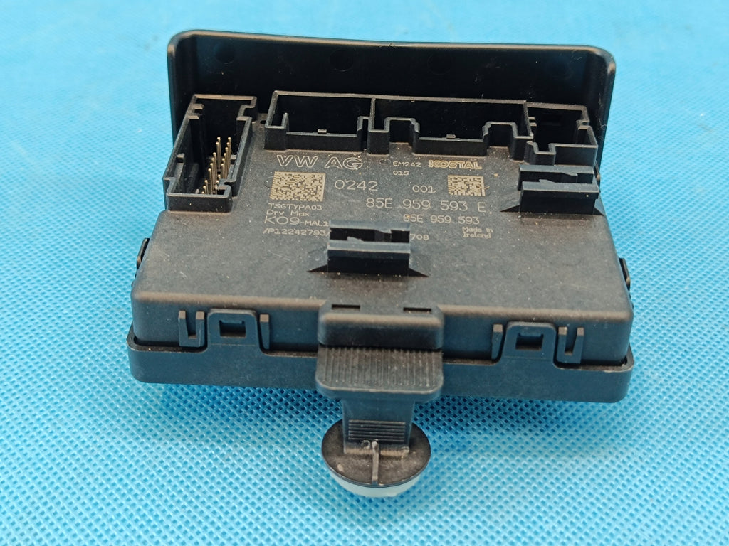 AUDI A6 C9 AVANT 2.0 TDI 150KW 4x4 2026 R DOOR MODULE LEFT FRONT 85E959593E