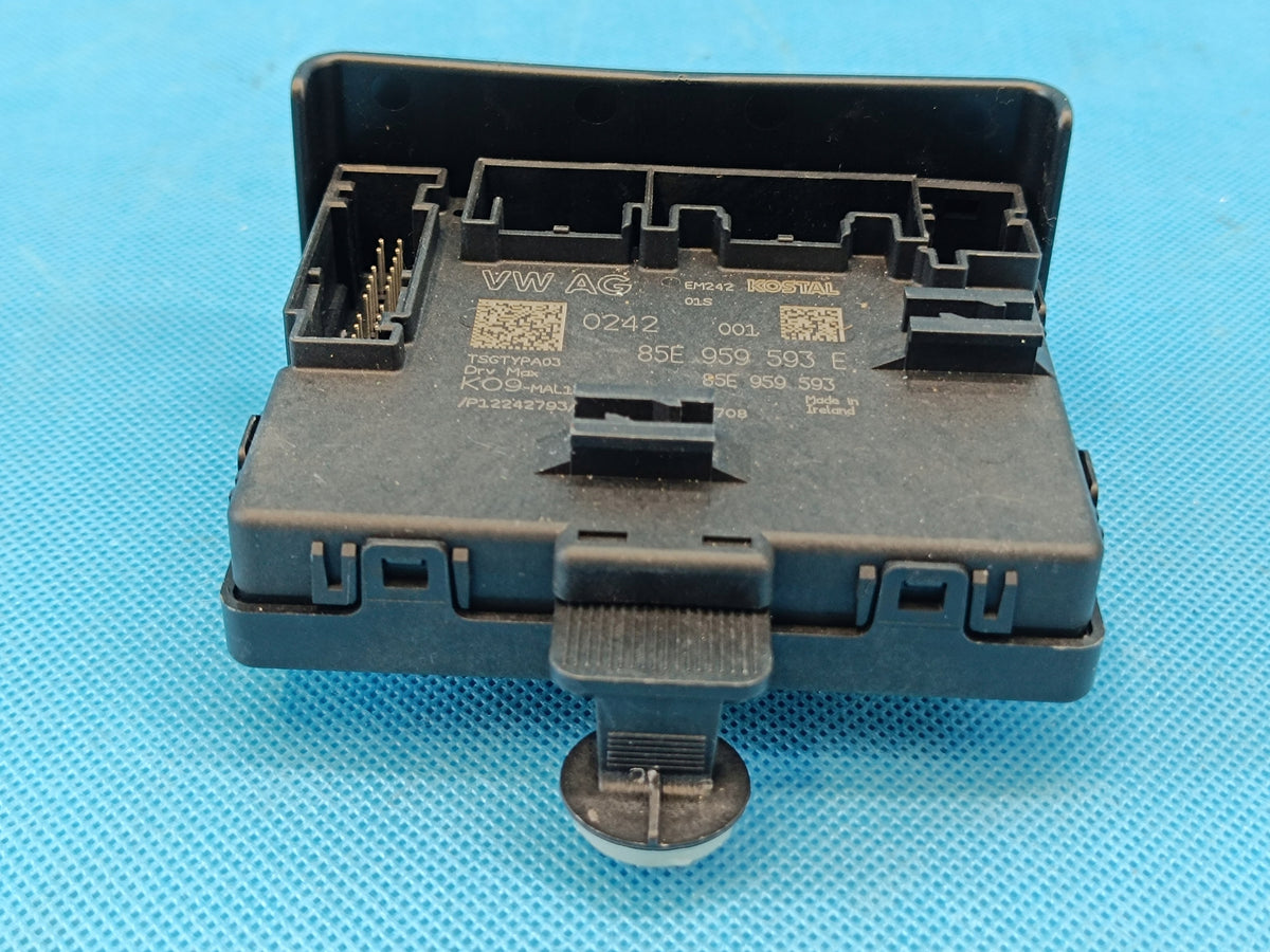 AUDI A6 C9 AVANT 2.0 TDI 150KW 4x4 2026 R DOOR MODULE LEFT FRONT 85E959593E