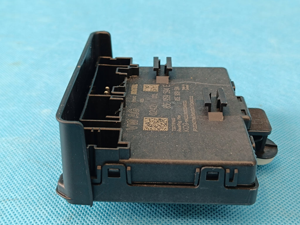 AUDI A6 C9 AVANT 2.0 TDI 150KW 4x4 2026 R DOOR MODULE RIGHT REAR 85E959594E
