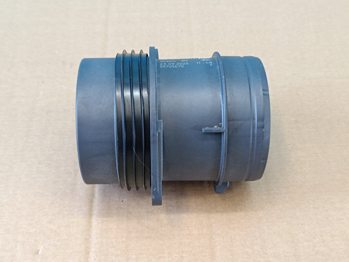 AUDI A6 C9 AVANT 2.0 TDI 150KW 4x4 2026 R FLOWMETER 05L906461F