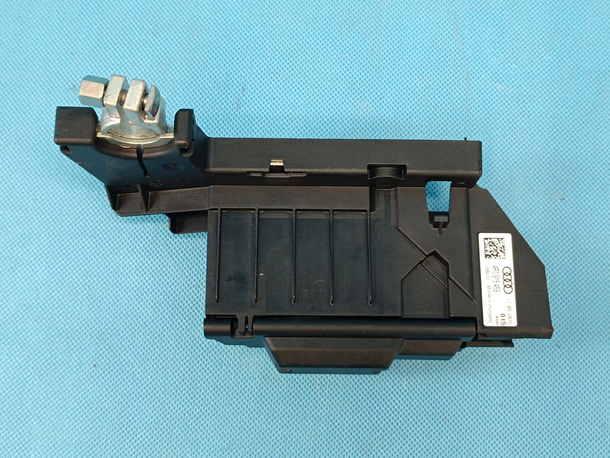 AUDI A6 C9 AVANT 2.0 TDI 150KW 4x4 2026R CENTRAL PROTECTION 4P0915459